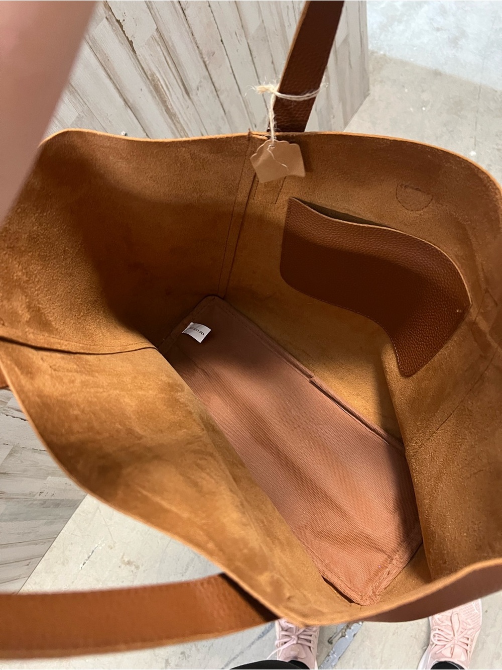 Tanger Brown Tassel Leather Tote Bag - Picture 3 of 3